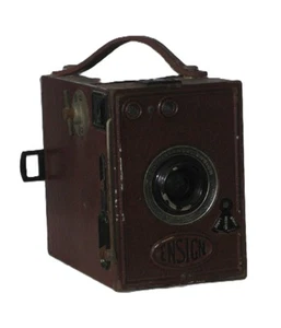 Collectable Ensign ALL Distance (Red) Vintage Box Camera *READ DESCRIPTION* - Picture 1 of 6