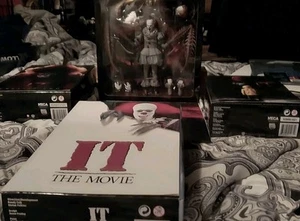IT Film Figur Posten von 4 Original TANZENDER CLOWN PENNYWISE Chaper 2 You'll FLOAT - Bild 1 von 12