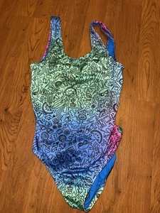 Nike NESSE742 Kids multi Solid Fast One-Piece Swimsuit Size Large - Picture 1 of 3