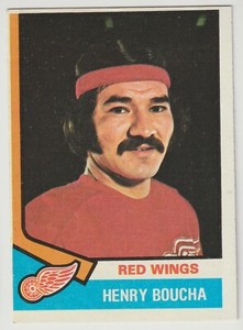 1974-75 Topps Henry Boucha Card #38 Detroit Red Wings