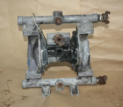 GRACO HUSKY 1050 Air Operated Diaphragm Pump Pneumatic Paint PPE Polypropylene - Image 1 of 4