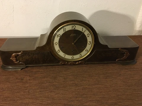 JANGHANS LRGE BEAUTIFUL ART DECO WOOD MANTLE CLOCK W/KEY Cover