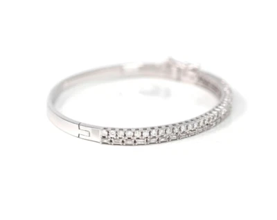 令人眼花缭乱的长方形和圆形切割实验室制造的钻石美丽手镯手链 — 第 1/4 张图片