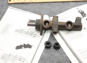 Mercedes W123 Girling OEM Brake Master Cylinder for rebuild - Bild 1 von 6