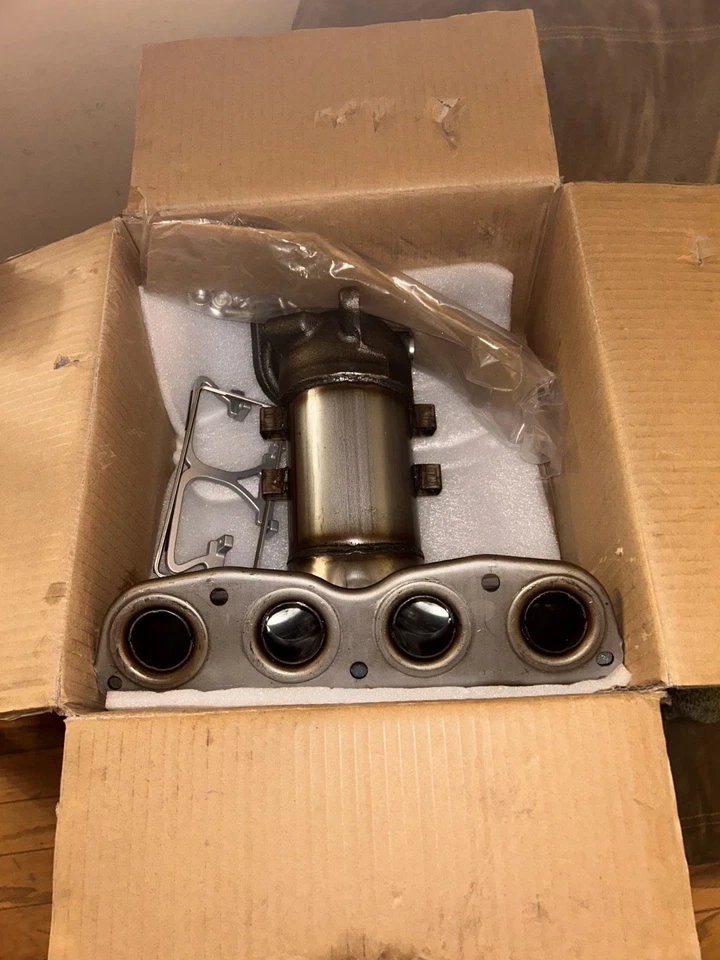 Convertidor catalítico para Honda Civic 2001-2005 ajuste directo Foto 1 de 4