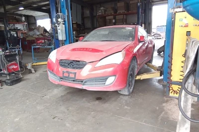 2010 Hyundai Genesis Automatic Transmission OEM 139K Miles - LKQ394916037 - Image 1 of 3