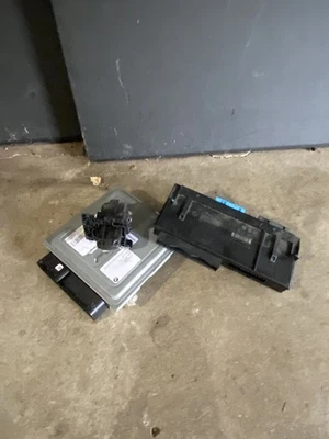 2007 - 2013 BMW E90 328XI AWD N51 MSV80 ECU DME CAS KEY UNIT SET OEM 7594485 - Image 1 of 4