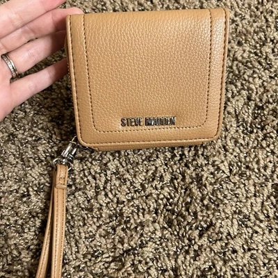 Steve Madden Pebble Vegano Cremallera Doble Plegable Muñequera Billetera Portatarjetas Foto 1 de 4