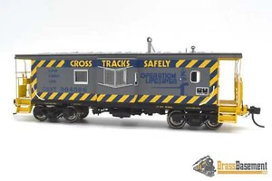 HO Brass - OMI 087030021.3 CSX C-27A Caboose - Operation Lifesaver - Operation R - Picture 1 of 16
