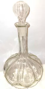 Vintage Glas Karaffe mit Blase Stopfen geätzt Akanthusblatt Muster - Bild 1 von 3