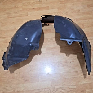 2009 Ford Mustang Fender Liner Front Left 8R33-16A563-AAW with Extension OEM - Picture 1 of 7