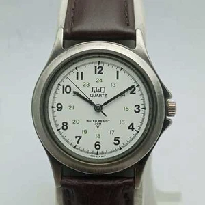 Q&Q V208 Railway Dial Quartz Vintage Men’s Watch - Picture 1 of 6