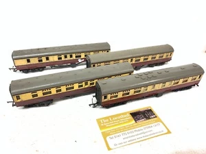 Spares/Repairs Lot of Four Tri-ang Short Mk1 Coaches Crimson & Cream - Picture 1 of 5