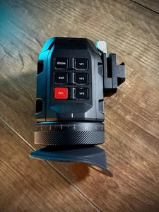 Blackmagic Ursa Cine EVF - Picture 1 of 5