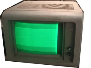 MONITOR IBM 5151 ZASILA DO ZIELONEGO EKRANU, ALE WYGLĄDA NA ROZMYTY. AS-IS - Zdjęcie 1 z 5