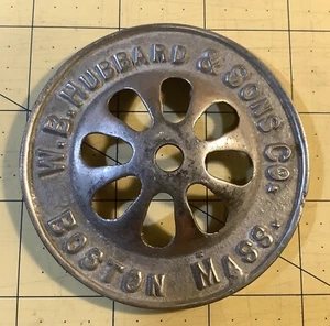 ￼W. B. Hubbard & Sons Boston Massachusetts Cast Victorian Tub drain INV-AT57C - Picture 1 of 5