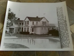 1963 ORIGINAL PRESSEMITTEILUNG FOTO PRÄSIDENT LYNDON B. JOHNSON CITY TEXAS ZUHAUSE - Bild 1 von 3