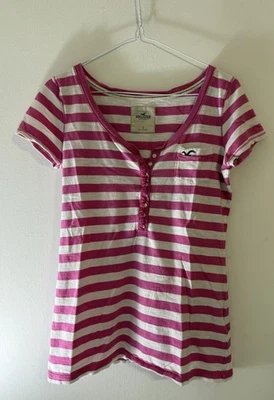 Camisa Hollister Y2K Henley Mujer Pequeña Rosa Rayas Encaje Preppy Bella Swan Foto 1 de 3