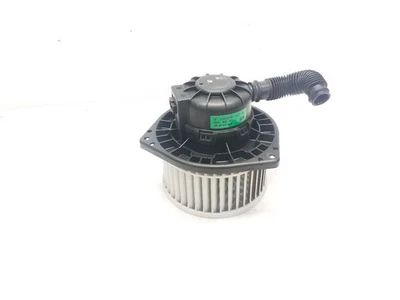 2011 Chevrolet Aveo Blower Motor W/ AC (Option C60) - Image 1 of 3