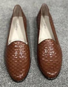 TROTTERS Women's Liz Loafer Brown Basketweave Leather T5158-580 Size 10.5 N - Picture 1 of 7