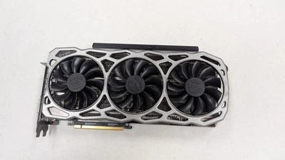 EVGA GeForce GTX 1080 Ti 11 GB para piezas no funciona Foto 1 de 4