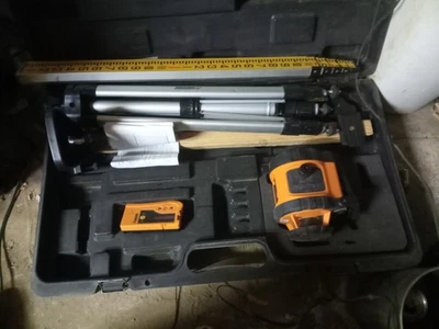 Johnson Herramienta Autonivelante Alta Precisión Foto 1 de 2