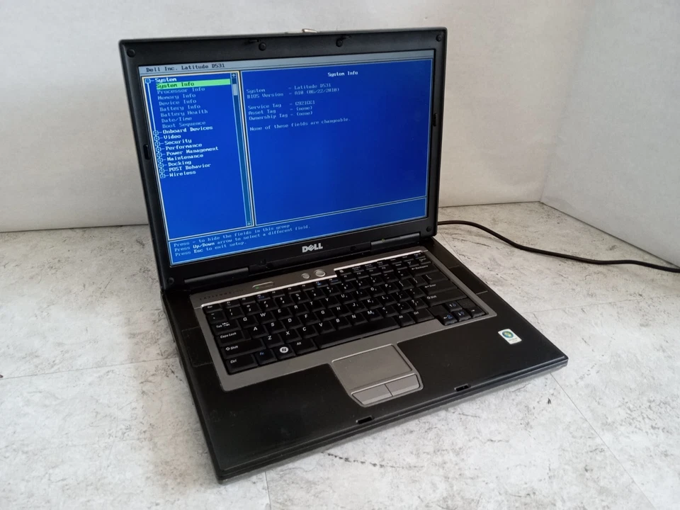 Dell Latitude D531 15" Laptop AMD Turion X2 2.0GHz 3GB RAM - BAD TOUCHPAD -RR - Image 1 of 4