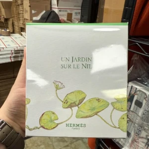 Hermes Un Jardin Sur Le Nil Gift Set - 3.3oz EDT + 0.5oz EDT + 1.35oz S/Gel - Picture 1 of 8