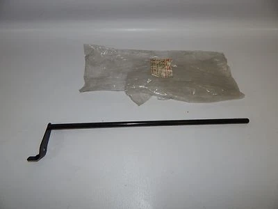 Nuevo OEM 1990-1992 Isuzu Impulse Luz de Cabeza Izquierda Cubierta Conjunto de Enlace Central Foto 1 de 3