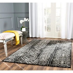 SAFAVIEH Adirondack Collection Accent Rug 3 x 5 Black Silver Moroccan Boho Di - Picture 1 of 5