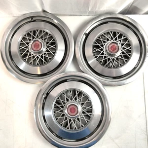 1976 FORD MAVERICK HUBCAP 1975 TO 1980 FORD GRANADA AND MERCURY MONARCH (3) - Picture 1 of 6