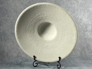 A Fabulous Mary White (1926-2013) Studio Pottery 25cm Flared Porcelain Bowl - Picture 1 of 19