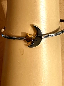 HALLMARK OVER THE MOON FOR YOU -BANGLE BRACELET- 8 in.- 13.20 g- - Picture 1 of 20