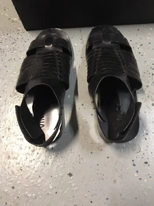 * 6 1/2 M * VINCE BLACK SANDALS * huarache gladiator flat leather - Picture 1 of 4