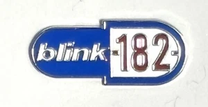 Spilla smaltata logo fascia Blink 182 R23 - Foto 1 di 3