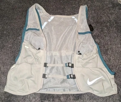 Nike Mens Running Trail Vest Gray NWT Size L / XL N1008660-008 Lightweight - Image 1 of 4