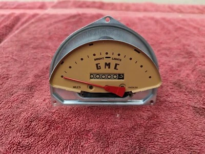 GMC 1941 1942 1946 1947 CAMIONETA NOS VELOCÍMETRO en caja original AC Delco Foto 1 de 4