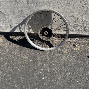 YAMAHA FRONT WHEEL 21" SPOKED 21x1.60 TAKASAGO - FREE TRACKED COURIER - Picture 1 of 4