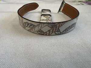 HERMÈS APPLE WATCH BLANC ALLOVER PRINT DOUBLE TOUR 40 MM BAND - Picture 1 of 21