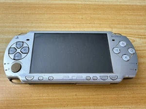 Sony Playstation PSP 2000 Metal Silver Handheld System Console - Parts or Repair - Picture 1 of 5
