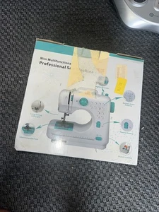Professional Sew Machine. Mini Multifunctional - Picture 1 of 3