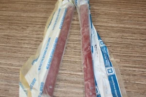 GM NOS 1981-87 Chevy Gmc Truck 14057465 Strap Asm,Front Side (RED) Door Pull (2) - Picture 1 of 3