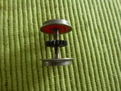 Piko / H0 / E 11, E 42, E 44, BR 144, BR 211, BR 244 / Radsatz, Treibrad / DDR - Bild 1 von 4