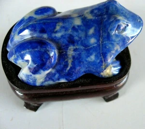 rle STONE FROG 2" X 1.3" x 1" LAPIS CARVING - Picture 1 of 3