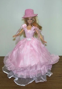 ☆Adorable Barbie Doll Dress/Gown & Hat☆Pink Lace, Ribbons & Bows☆NIP☆ - Picture 1 of 9