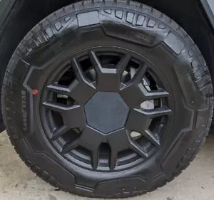 Tesla Cybertruck Wheel Center Caps - 3d Printed - Bild 1 von 3
