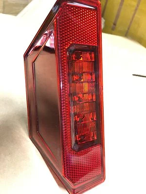 16-21 POLARIS GENERAL 1000  -NEW  TAIL LIGHT - FITS LEFT or RIGHT  red - Image 1 of 4