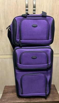 Travelers Choice US Traveler Rio Juego de 2 piezas de equipaje de mano expandible púrpura Foto 1 de 4