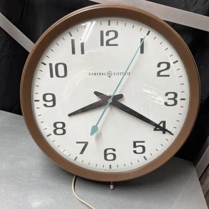 VTG ~ GENERAL ELECTRIC ~ 13" Industrial/School/Office Wall Clock - #2012- Works - Picture 1 of 4