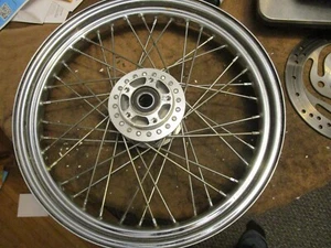 Harley XL 883 XL883 2009 cable delantero pernos de rueda 19" buen cromo 43312-08 - Imagen 1 de 4